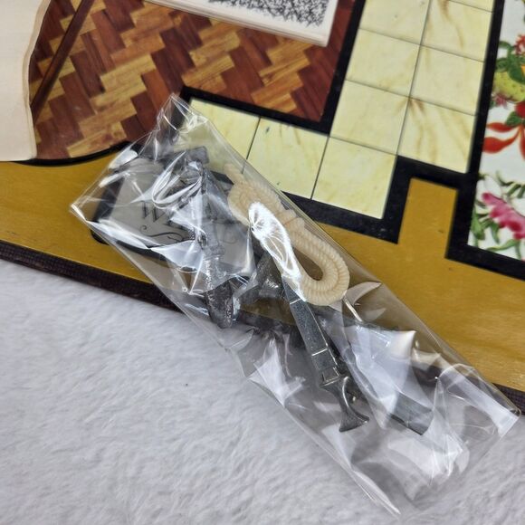 Vintage 1972 Clue Parker Brothers Detective Game Complete Original Contents - Picture 13 of 16